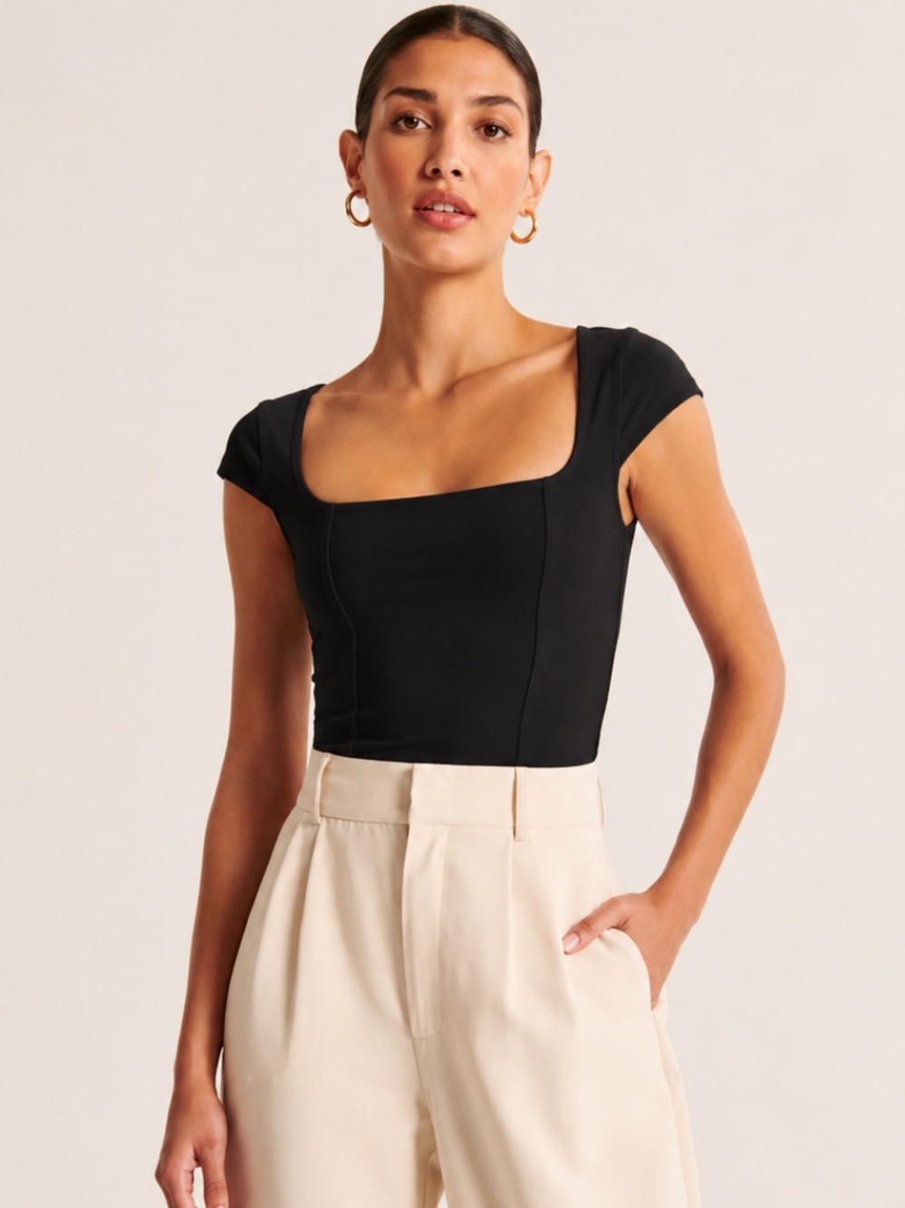 Abercrombie & Fitch • Black Cap Sleeve Square Neck Crop Top